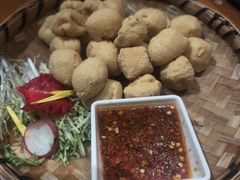 -老滇山寨•云南特色菜•地方菜•民族风情歌舞表演(金碧店)