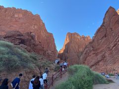 -天山神秘大峡谷