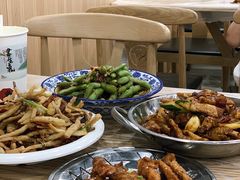 -江城燕子大排档(江汉路步行街店)