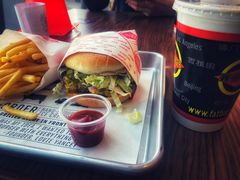 -FATBURGER 特富客汉堡(外交公寓店)
