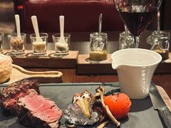 -恰餐厅及酒吧 CHAR Bar & Grill (北京丽都皇冠假日店)