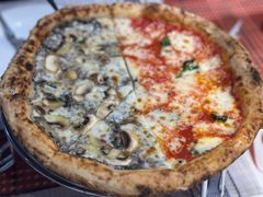 双拼披萨-Primo·丽莫意大利窑烤披萨