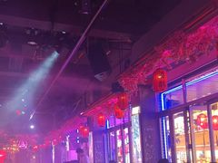 -喜鹊音乐酒馆(西街店)