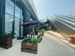-臻鲜燕海鲜融合餐厅(金陵style店)
