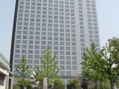 外型像1字么-上海浦东康桥绿地假日酒店