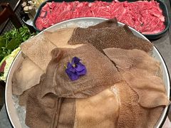 -牛村来人潮汕牛肉火锅(西单店)