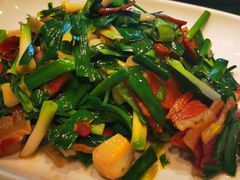 大蒜炒腊肉-江南小菜(东辰御龙湾店)