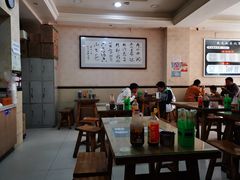 大堂-东北熏肉大饼(大学南路店)