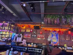 -喜鹊音乐酒馆(西街店)