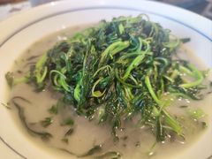 -小洞天柴火土菜馆