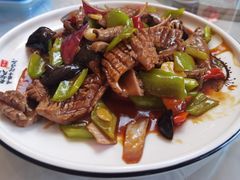 -鸿运美食府
