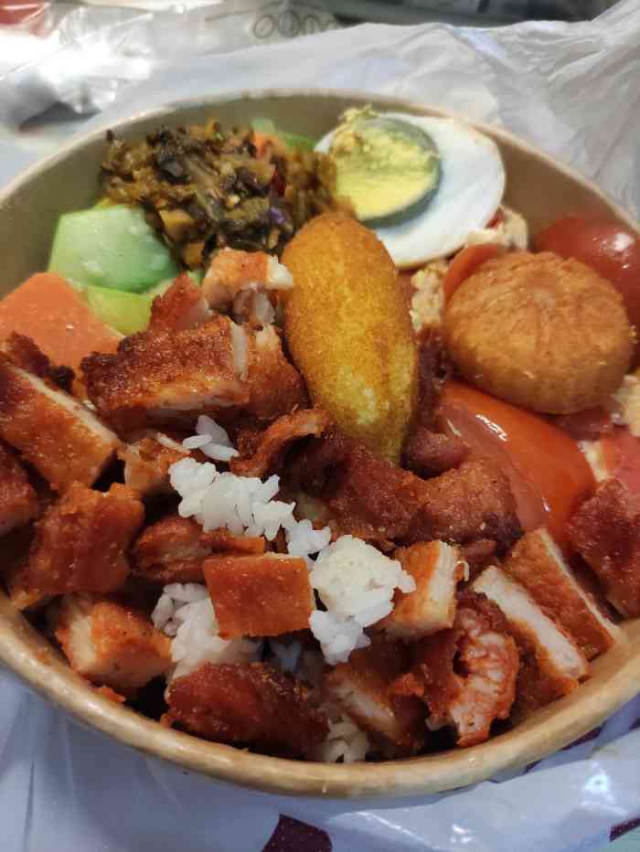 饭爵中式便当-"嗯不久前的外卖,又是饭爵.这次的配送要.