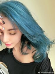 -你好时尚发型工作室