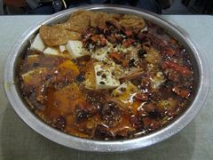 酸菜鱼+面筋包火腿肠豆腐-黑皮酸菜鱼(绣花巷店)