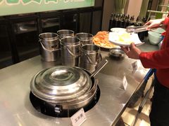 -吴记酱骨炖菜馆(西大直街店)