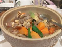 -品泉餐厅·大盆鱼·走地鸡