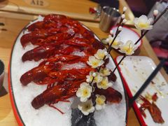 -虾弄弄海派小龙虾·牛羊蝎子火锅