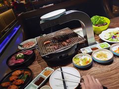 -明洞阿姨·韩式酱蟹烤肉·创意料理(三元桥店)