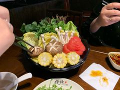 -捞神煲汤火锅(湖滨商业街店)