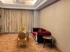 -江门新会碧桂园凤悦凤凰酒店(万达广场店)
