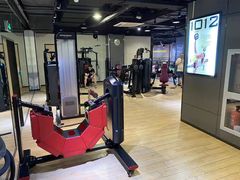 -一兆韦德健身(张杨路店)