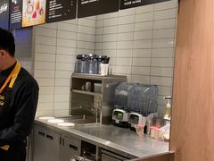 -麦当劳(百联西郊购物中心店)