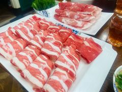 -楼外楼大刀肉传统火锅居(博学路店)