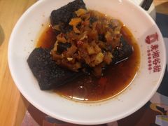 -呷佬·长沙手工米粉(金沙江路店)