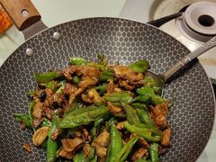 -辛香味烧鱼馆·非遗技艺·排骨红烧肉(光谷医药园店)