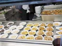 自助取餐区-梅园食堂
