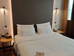 -天港漫非酒店(宁波火车站联丰地铁站店)