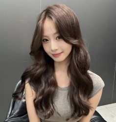 -镁连社·美联社