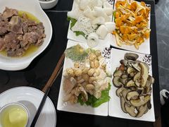 -野菌皇海景野生菌火锅(滨海大道店)