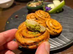 鹅肝葱油饼-九里云松·天香餐厅