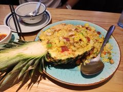 大叻经典菠萝海鲜炒饭-米纸越南小馆(金鹰世界店)