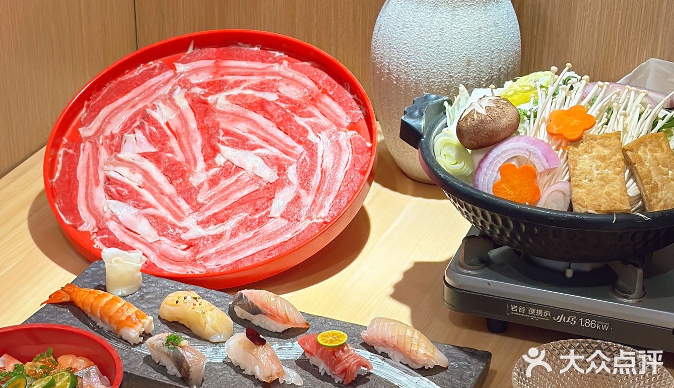 这碗什锦海鲜丼，是我反复去鹿来的理由‼️