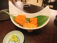 三文鱼刺身-日本料理神拉面