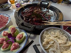 -爱你您·自家鱼塘·活水喷泉鱼火锅(八里店)