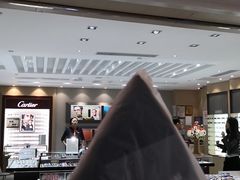 -吴良材眼镜(美罗城店)