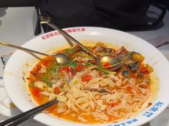 -坛宗剁椒鱼头(河西王府井店)