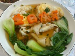 -海鲨湾海鲜会馆(百家湖1912店)