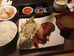 -味太助·银饭食堂(中华城店)