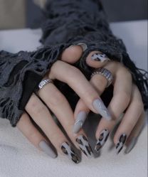 -桃色美甲沙龙