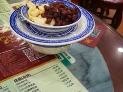 -赵记传承特色牛奶甜品(泉城广场店)