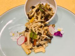 腐竹拌野菌-白家大院·王府宫廷菜(苏州街店)