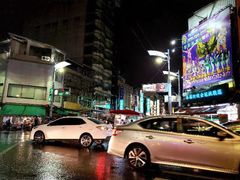 -六合夜市
