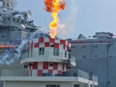 -泰达航母主题公园