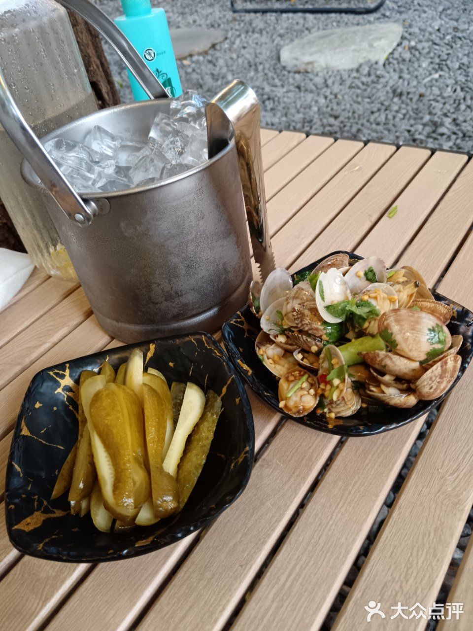 百子湾附近的一家户外露营餐吧～京城醉野