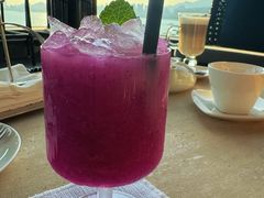 蜜桃冰沙乳酸菌-影吧•悬崖海景(珠海凤凰湾悦椿酒店)
