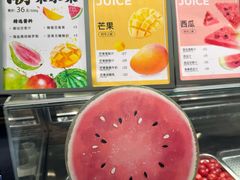 -每日新鲜水果吧(芮欧百货店)